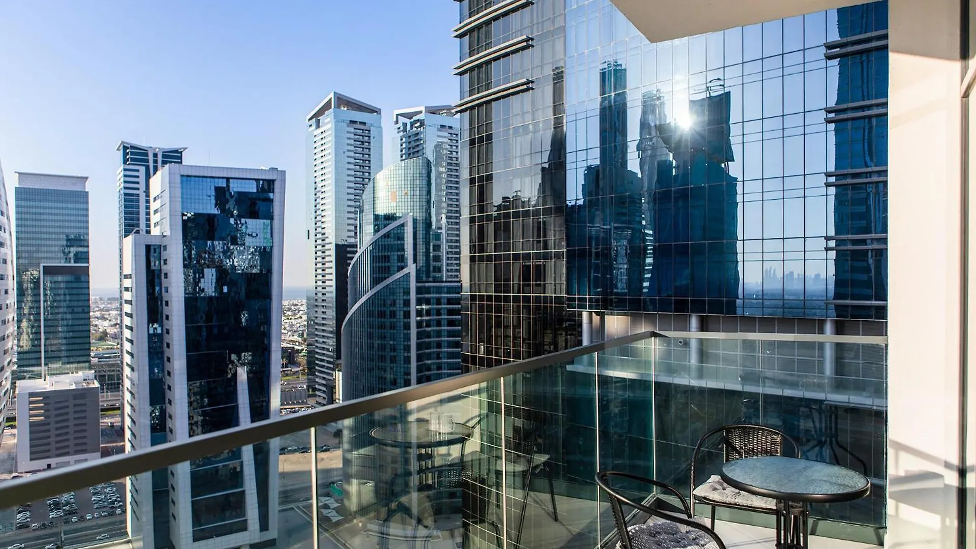 Steps From Burj Khalifanye 1Br In Zada Tower Apartment Dubai